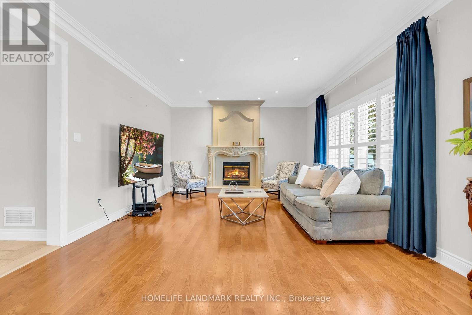 94 Pathlane Road, Richmond Hill, Ontario  L4B 4C7 - Photo 10 - N13018024