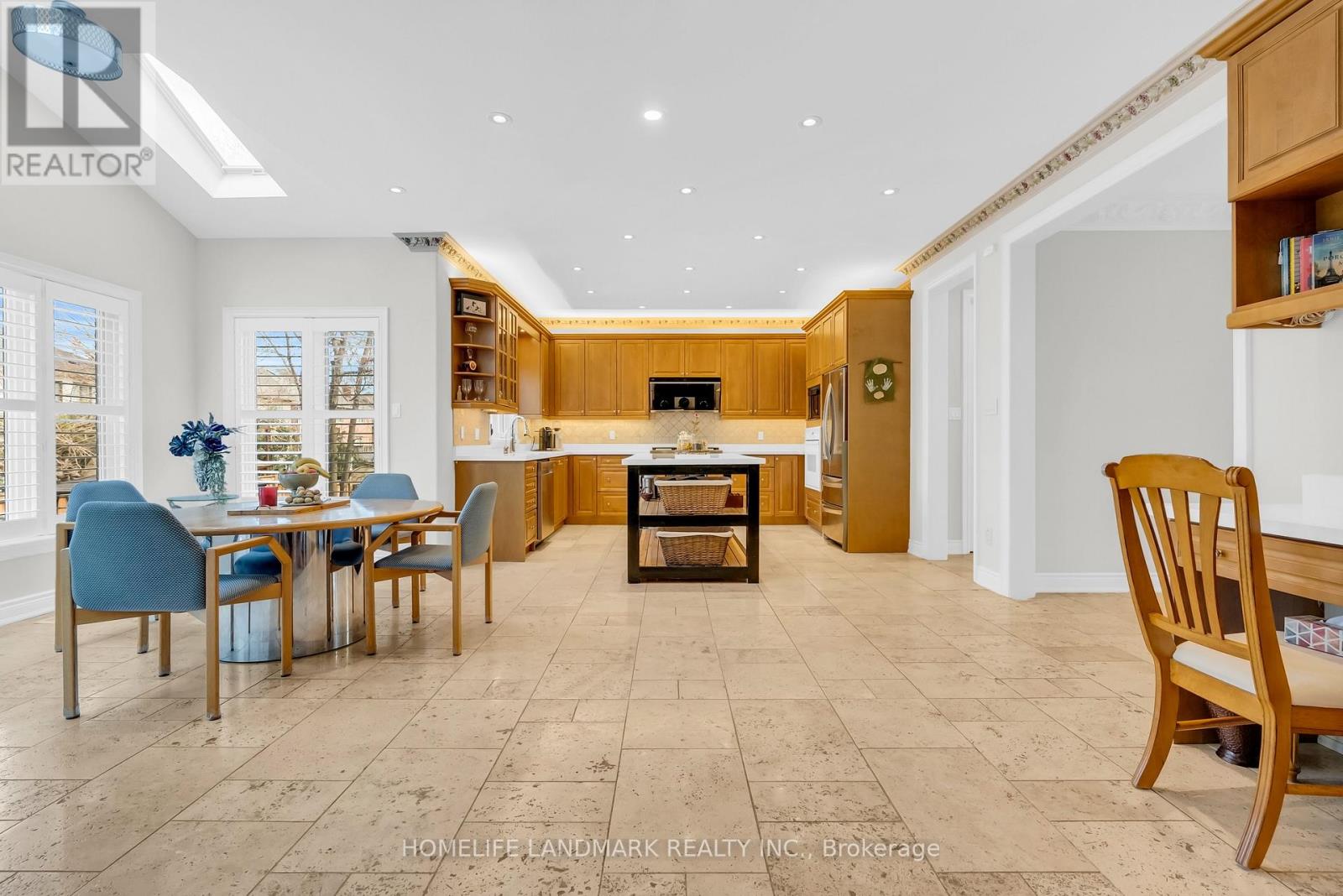 94 Pathlane Road, Richmond Hill, Ontario  L4B 4C7 - Photo 13 - N13018024