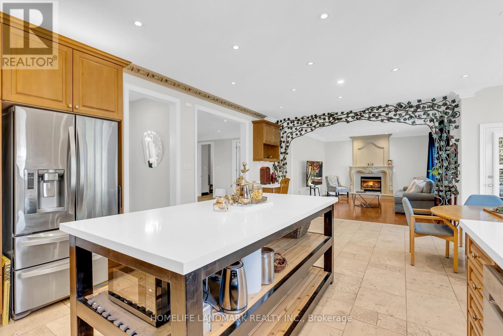 94 Pathlane Road, Richmond Hill, Ontario  L4B 4C7 - Photo 18 - N13018024