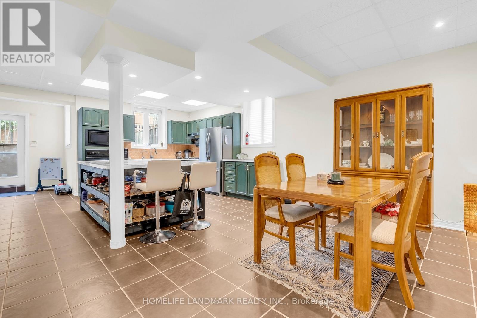 94 Pathlane Road, Richmond Hill, Ontario  L4B 4C7 - Photo 42 - N13018024