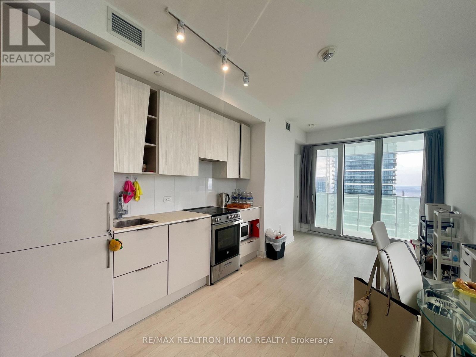 4609 - 3900 Confederation Parkway, Mississauga, Ontario  L5B 0M3 - Photo 14 - W13018016