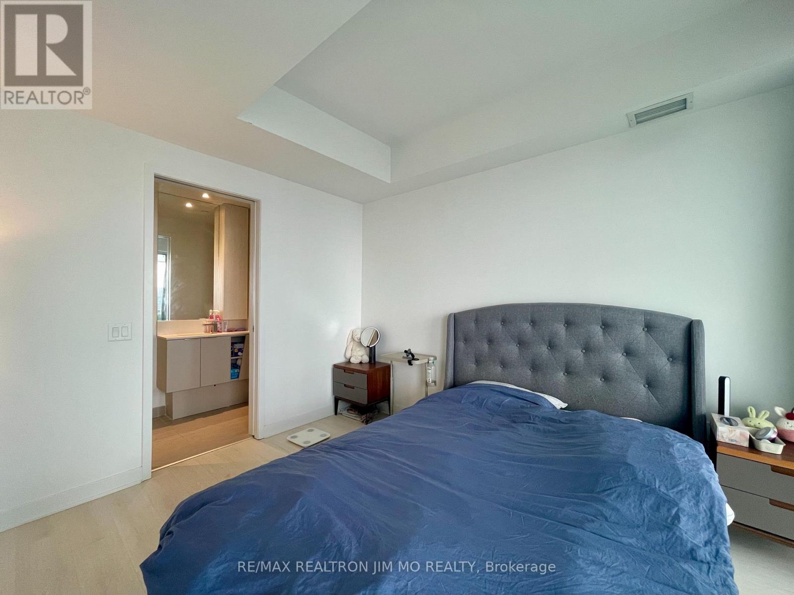 4609 - 3900 Confederation Parkway, Mississauga, Ontario  L5B 0M3 - Photo 9 - W13018016