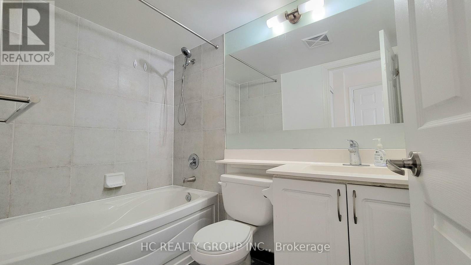 510 - 310 Burnhamthorpe Road W, Mississauga, Ontario  L5B 3Y5 - Photo 11 - W13018018