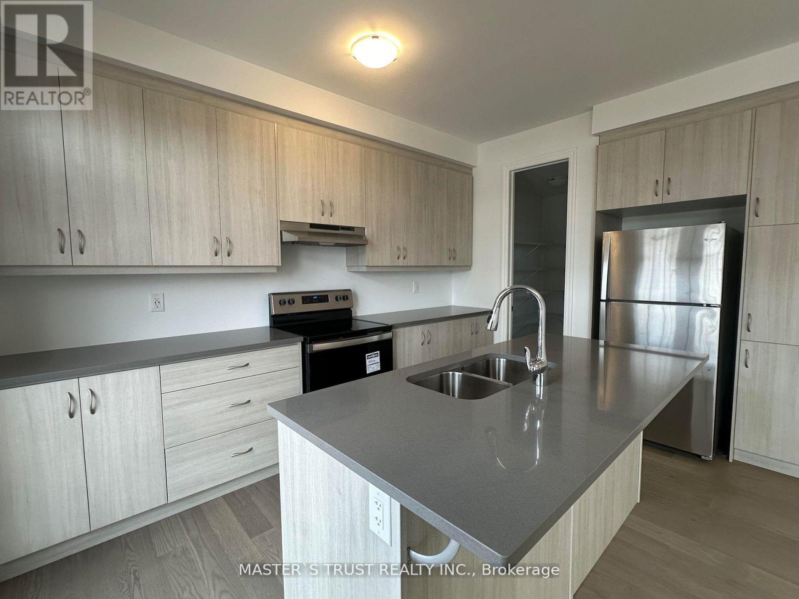 1415 William Halton Parkway, Oakville, Ontario  L6M 5N8 - Photo 4 - W13018020