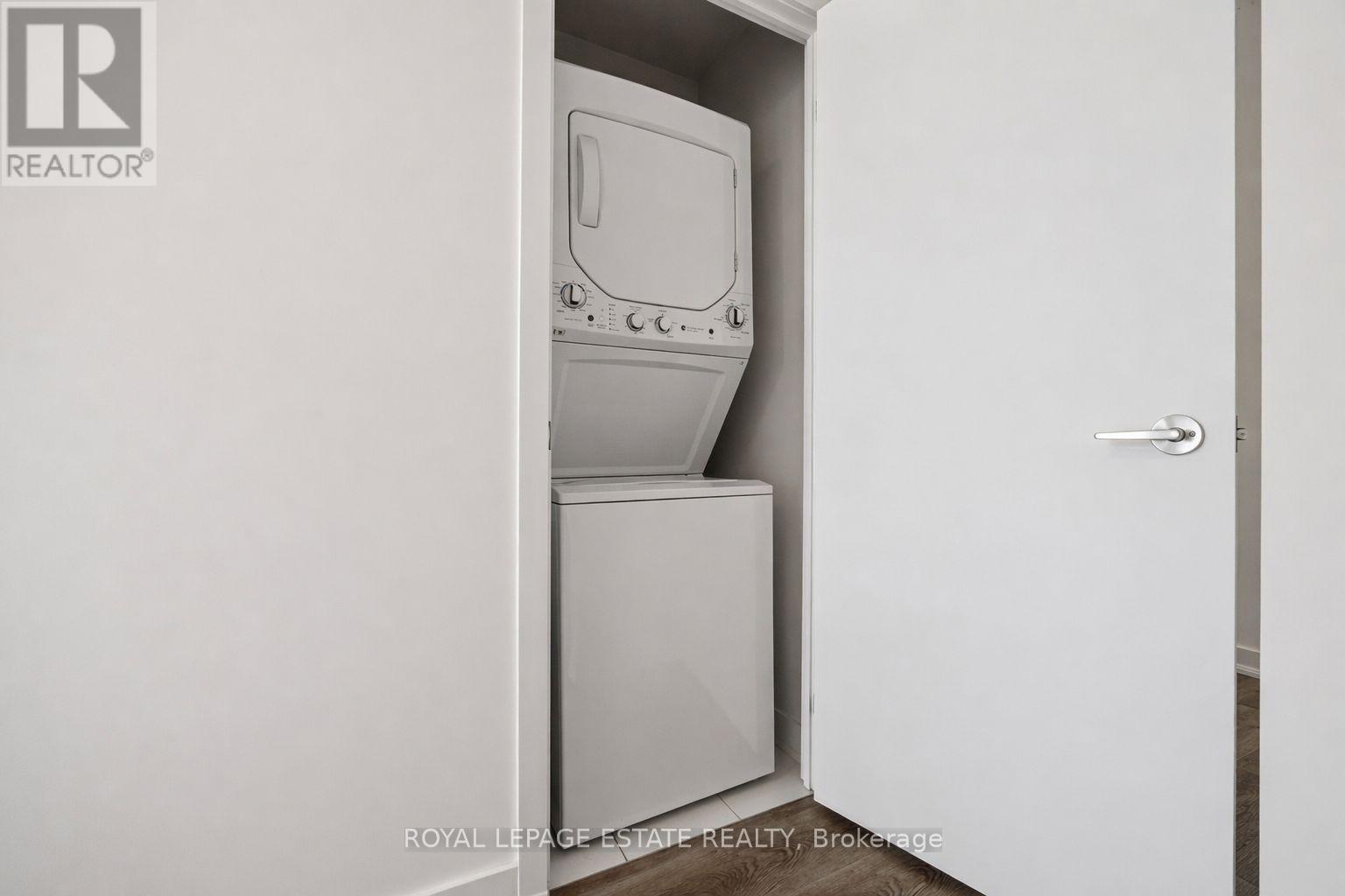 1505 - 160 Flemington Road, Toronto, Ontario  M6A 0A9 - Photo 22 - W13018044