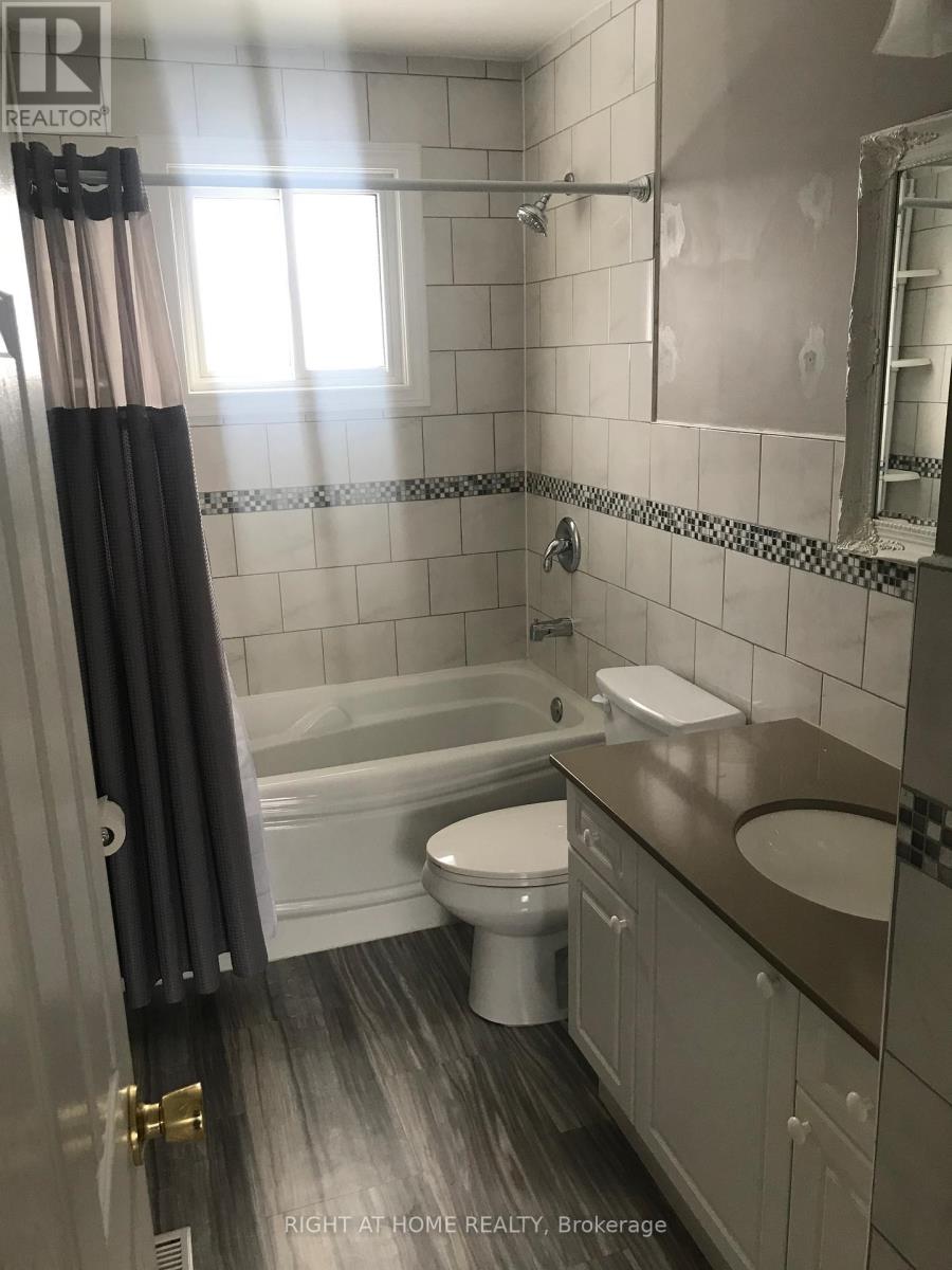 113 Southwood Drive, Kitchener, Ontario  N2E 2J1 - Photo 12 - X13018054