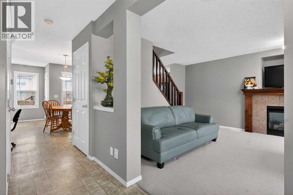 135 Copperstone Grove Se, Calgary, Alberta  T2Z 4X8 - Photo 4 - A2301987