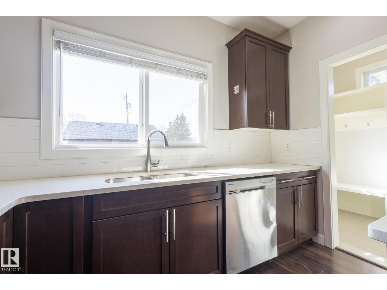 12212 124 St Nw, Edmonton, Alberta  T5R 3G8 - Photo 15 - E4483166