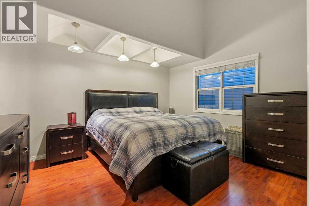 533 12 Avenue NE, Calgary, Alberta  T2E 1A9 - Photo 8 - A2288775