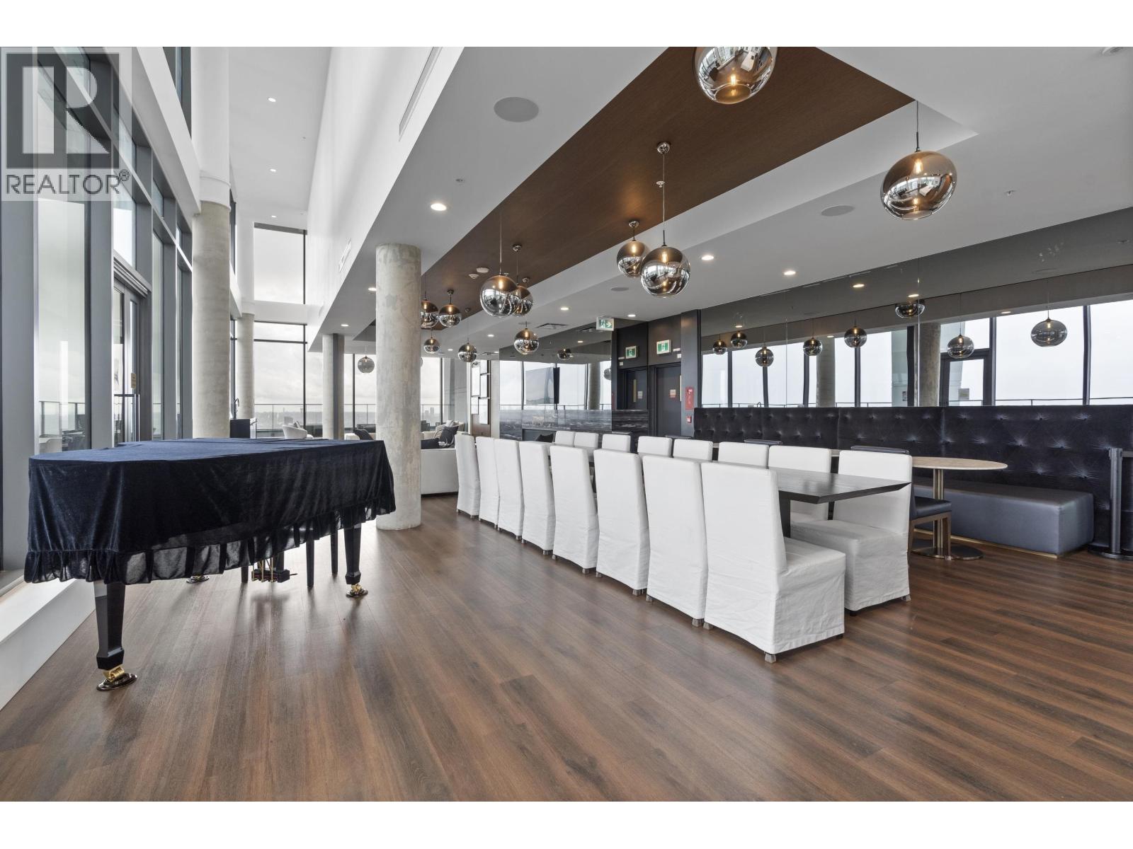 807 450 Westview Street, Coquitlam, British Columbia  V3K 6C3 - Photo 8 - R3078218