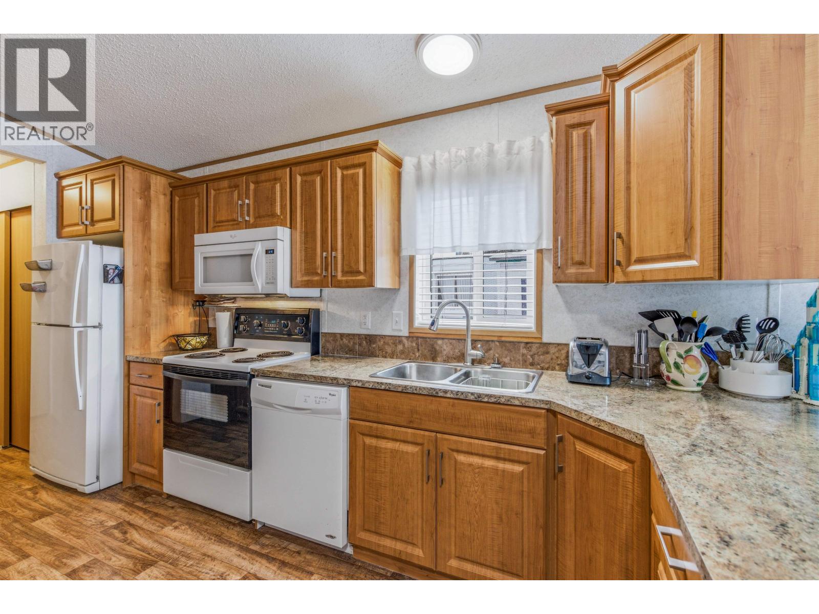 27 7817 S 97 Highway, Prince George, British Columbia  V2N 6P6 - Photo 6 - R3113180