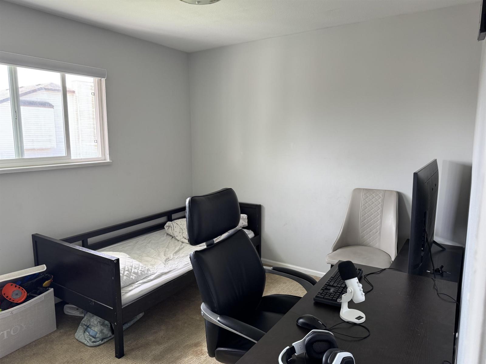 13496 84a Avenue, Surrey, British Columbia  V3W 0T8 - Photo 8 - R3103236