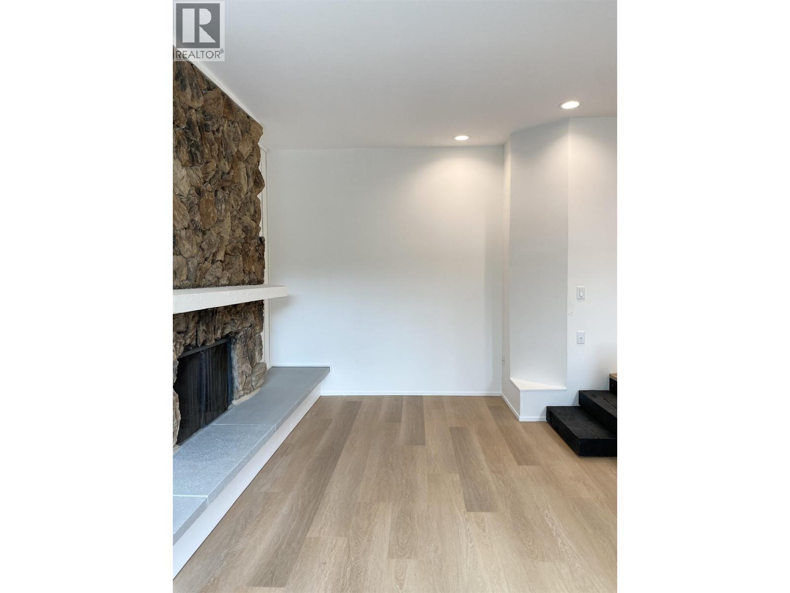 Kp4 1400 Alta Lake Road, Whistler, British Columbia  V8E 0G9 - Photo 8 - R3113120