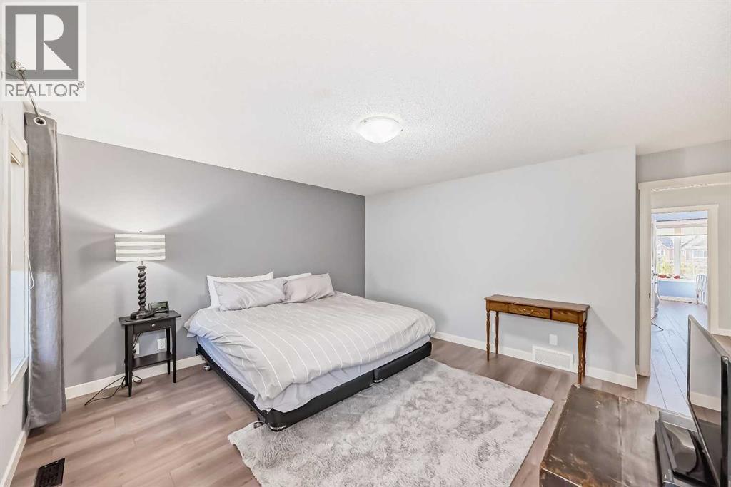 73 Cranleigh Heath SE, Calgary, Alberta  T3M 0E5 - Photo 18 - A2301829