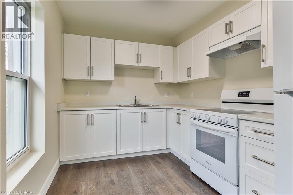 321 Dalhousie Street Unit# B, Brantford, Ontario  N3S 3V8 - Photo 3 - 40822201