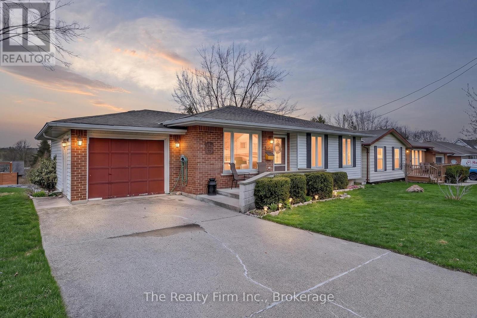 377 Spencer Street, Woodstock, Ontario  N4S 2H8 - Photo 1 - X13018110