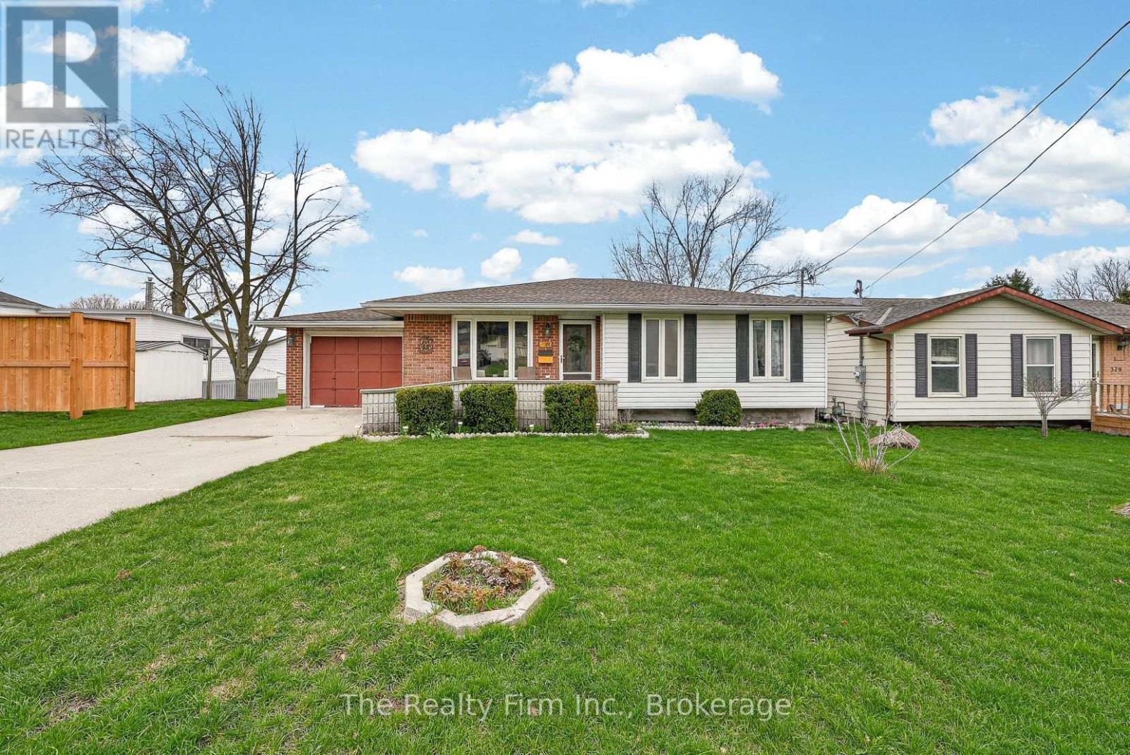 377 Spencer Street, Woodstock, Ontario  N4S 2H8 - Photo 3 - X13018110