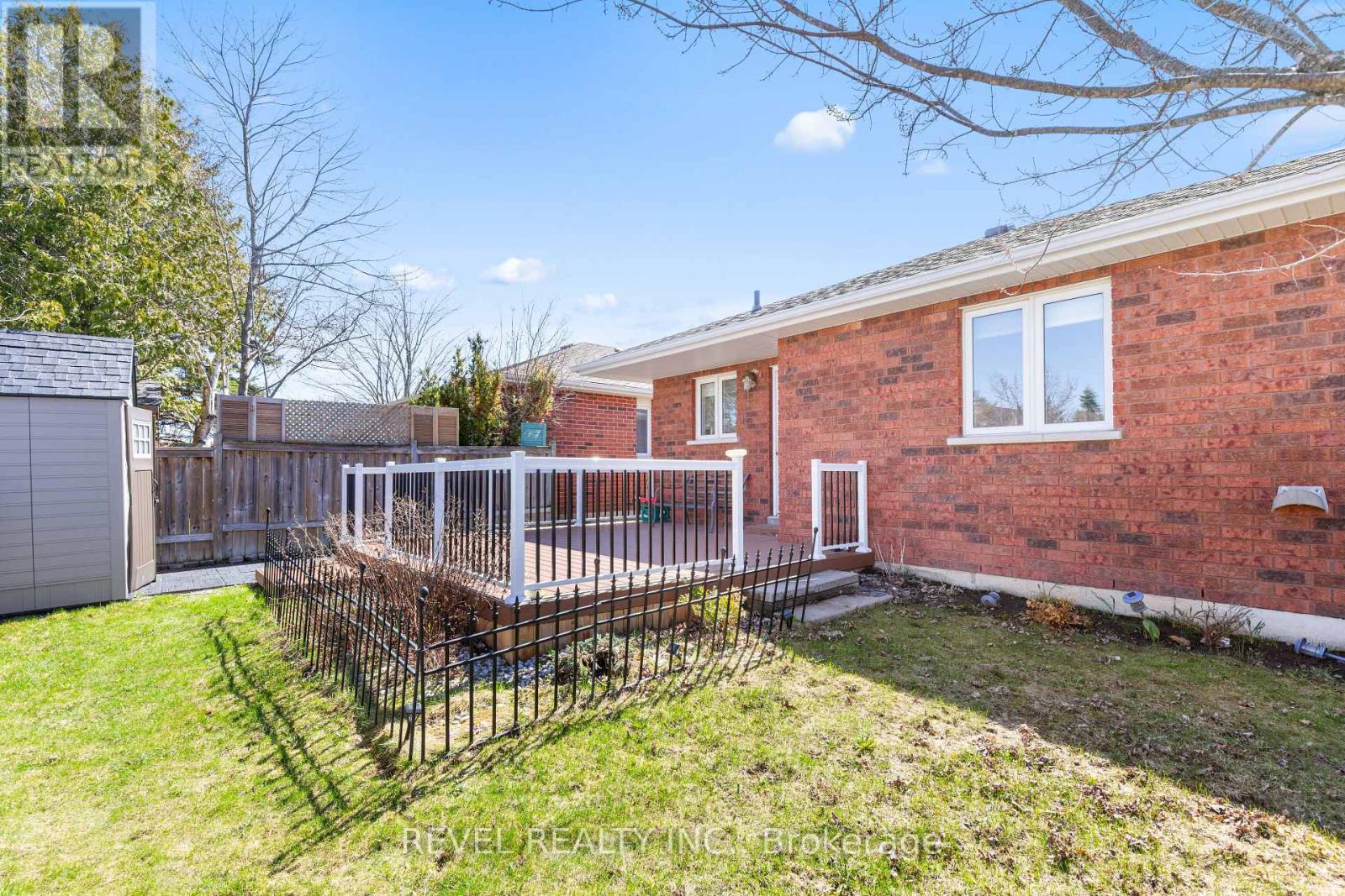 332 Mary Street W, Kawartha Lakes, Ontario  K9V 5X5 - Photo 42 - X12767396