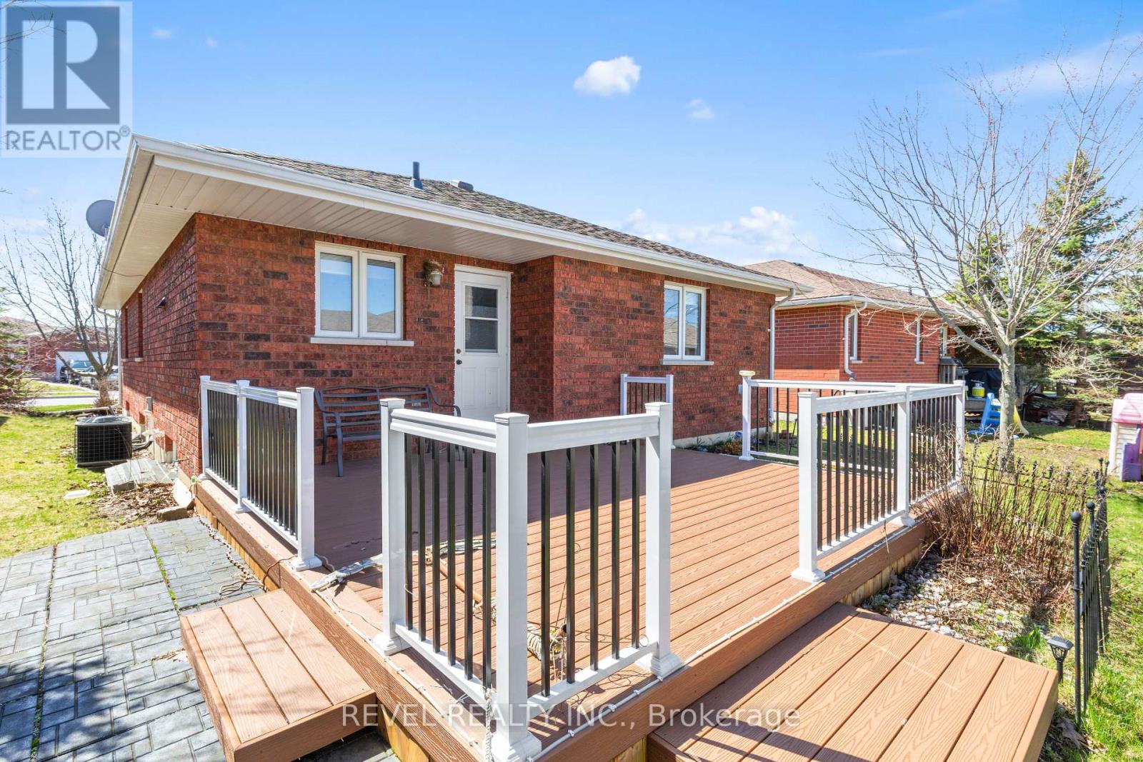 332 Mary Street W, Kawartha Lakes, Ontario  K9V 5X5 - Photo 44 - X12767396