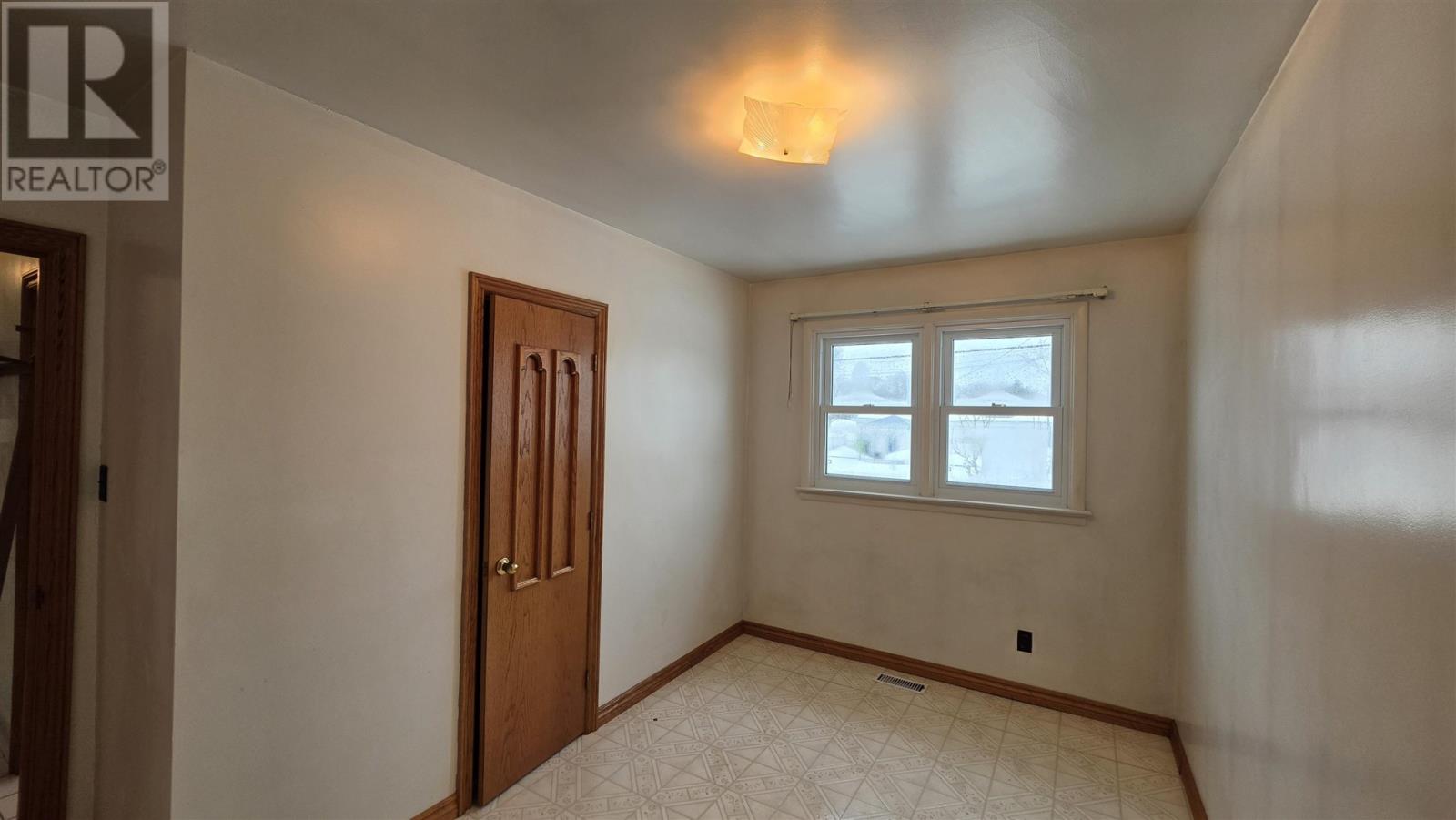 150 Willow Ave, Sault Ste. Marie, Ontario  P6B 5B2 - Photo 14 - SM260635