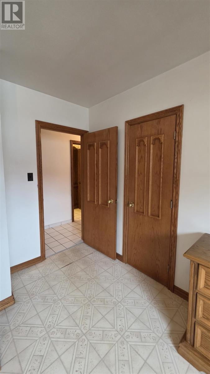 150 Willow Ave, Sault Ste. Marie, Ontario  P6B 5B2 - Photo 28 - SM260635