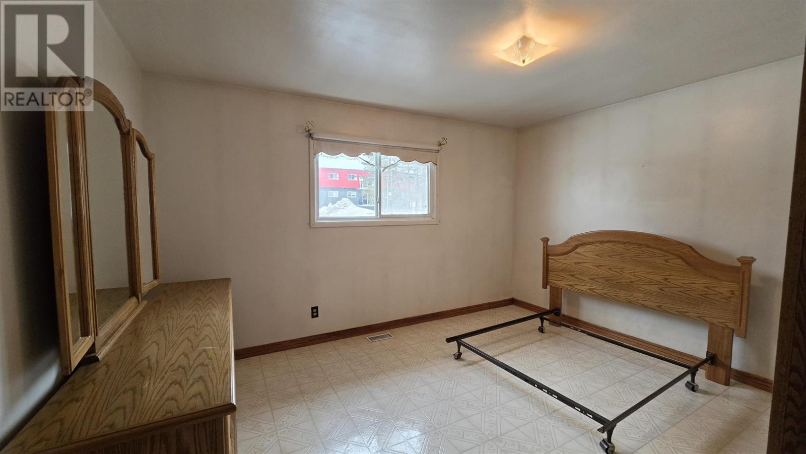 150 Willow Ave, Sault Ste. Marie, Ontario  P6B 5B2 - Photo 25 - SM260635