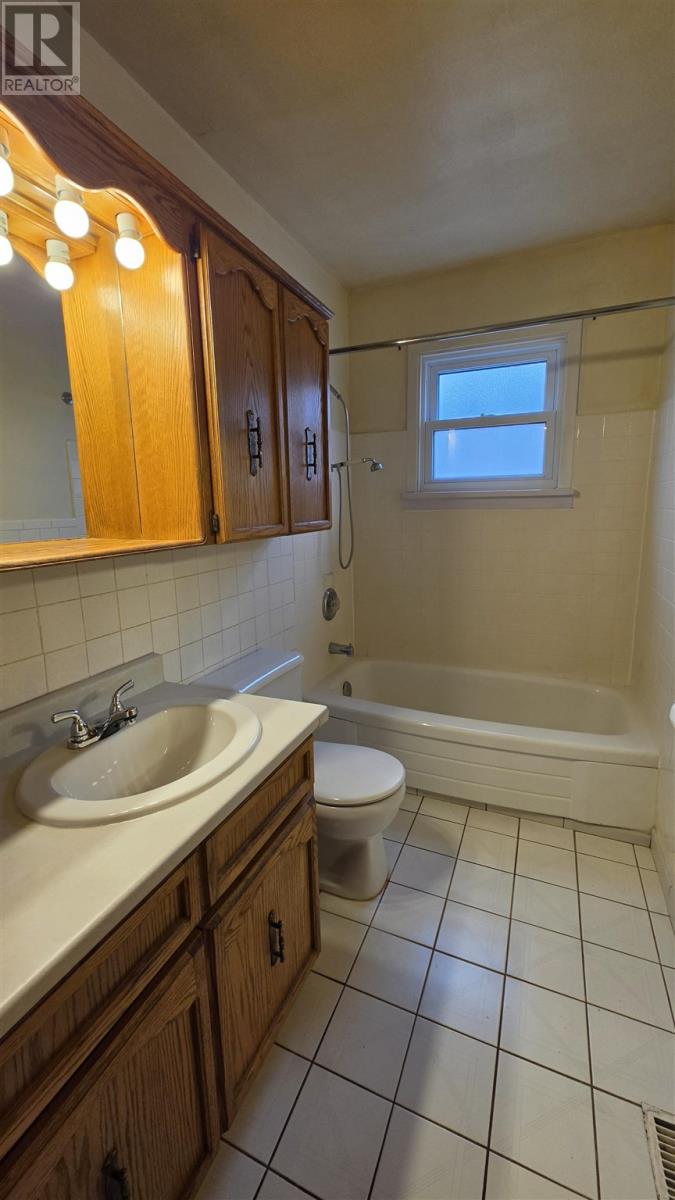 150 Willow Ave, Sault Ste. Marie, Ontario  P6B 5B2 - Photo 22 - SM260635