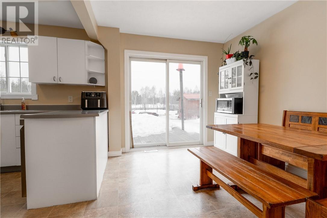 392 Cote Boulevard, Hanmer, Ontario  P3P 1N8 - Photo 4 - 2127203