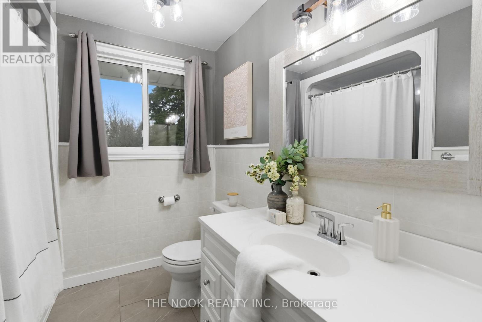 3824 Trulls Road, Clarington (Courtice), Ontario  L1E 2L3 - Photo 25 - E13018136