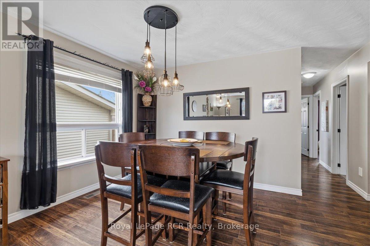 557 2nd A Street, Hanover, Ontario  N4N 3P6 - Photo 10 - X13018072