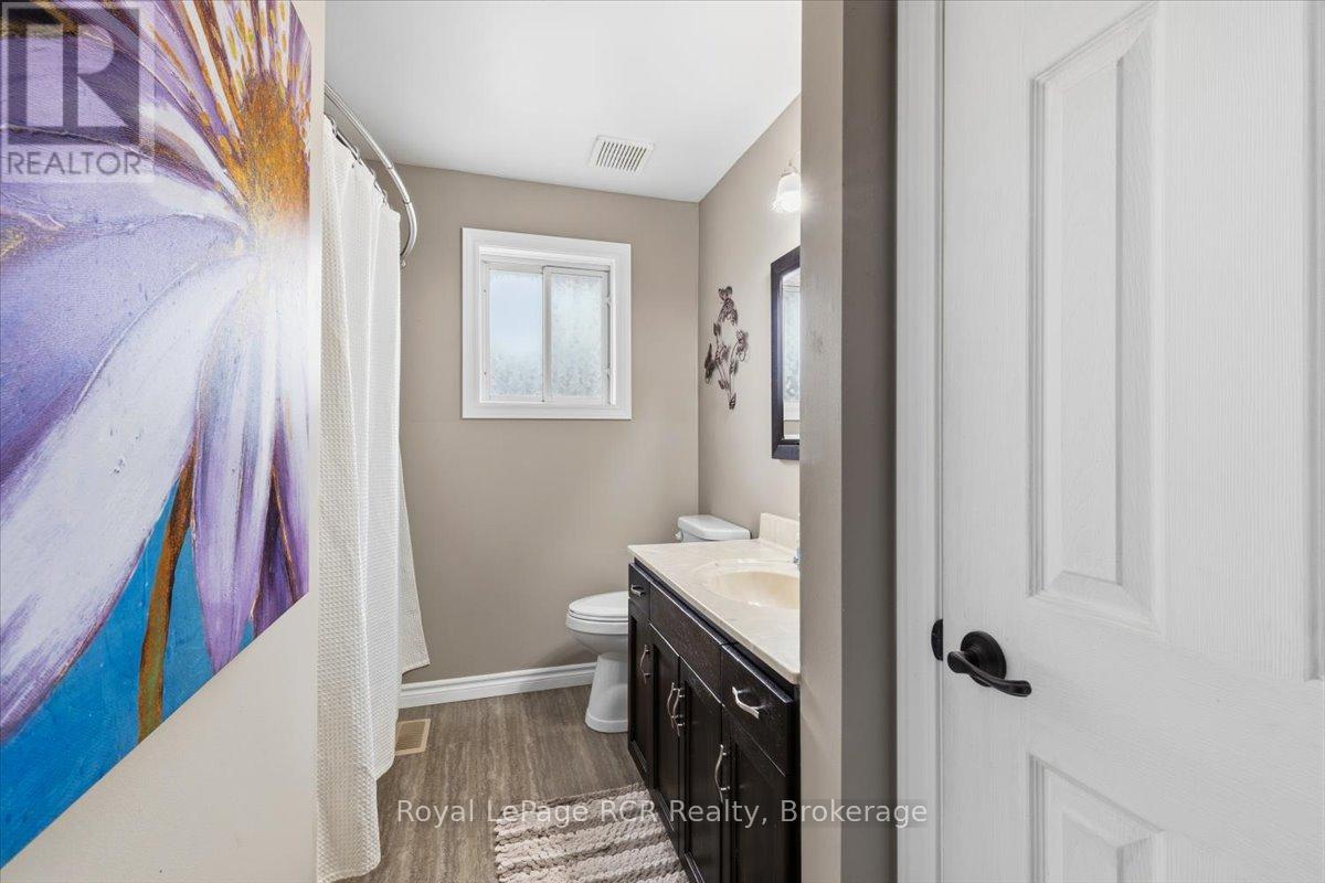 557 2nd A Street, Hanover, Ontario  N4N 3P6 - Photo 16 - X13018072