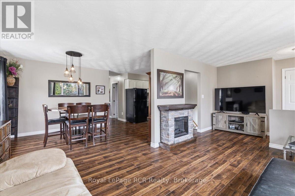 557 2nd A Street, Hanover, Ontario  N4N 3P6 - Photo 7 - X13018072