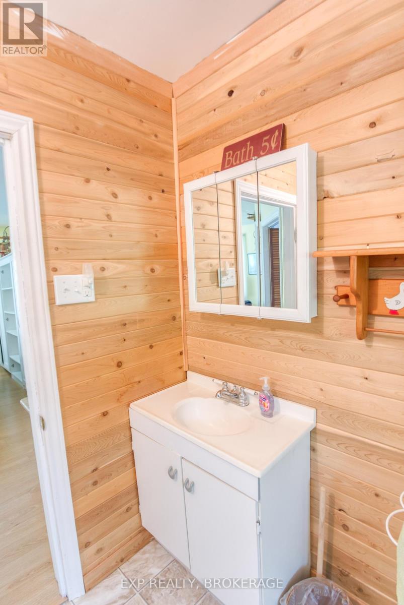 1036 Lakeshore Road, Frontenac, Ontario  K0H 1B0 - Photo 23 - X13018118