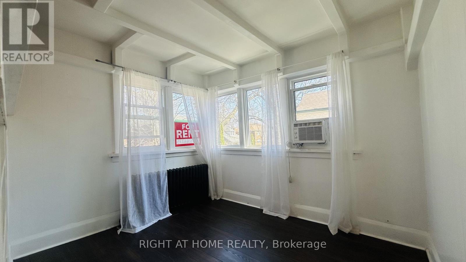 2 - 60 Long Branch Avenue, Toronto, Ontario  M8W 3J2 - Photo 6 - W12942926