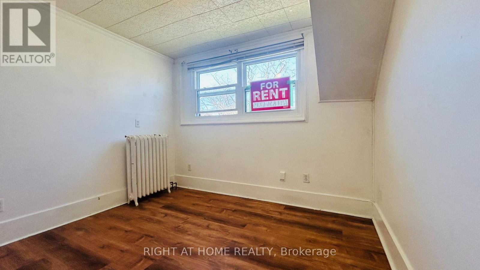 2 - 60 Long Branch Avenue, Toronto, Ontario  M8W 3J2 - Photo 8 - W12942926