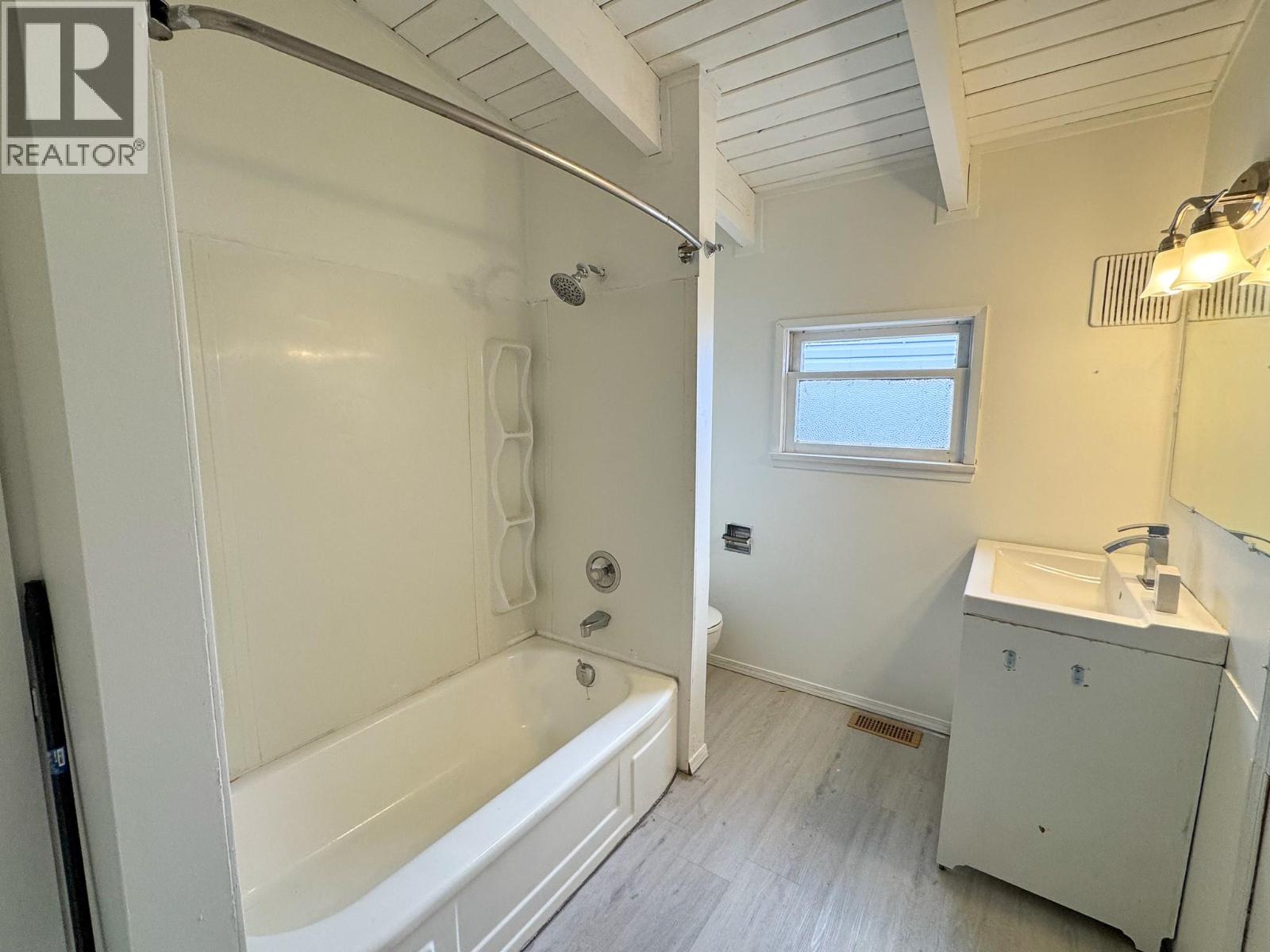 1776 Orme Street, Merritt, British Columbia  V1K 1B8 - Photo 12 - 10383465