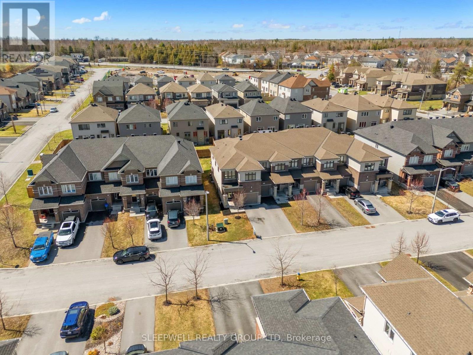 320 Lipizzaner Street, Ottawa, Ontario  K2S 0X9 - Photo 2 - X12868858