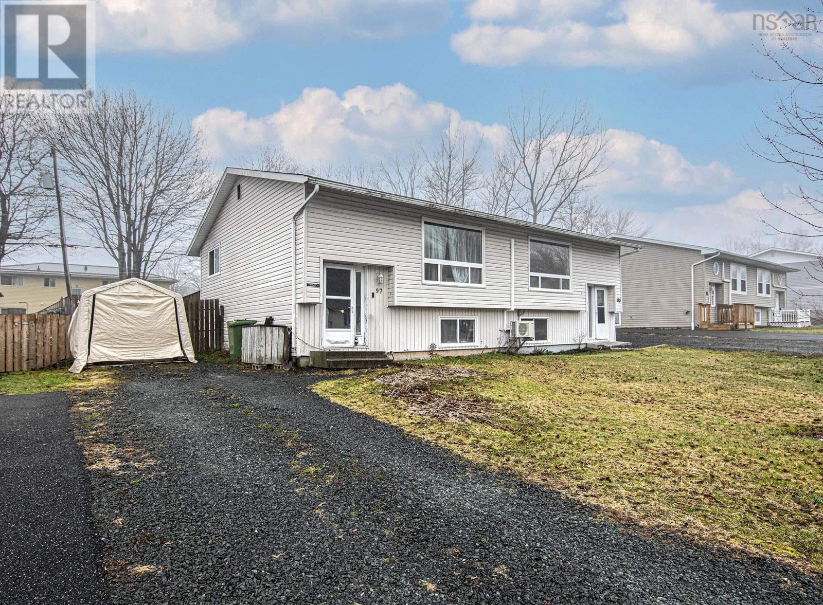 97 Nictaux Drive, Lower Sackville, Nova Scotia  B4C 2C6 - Photo 3 - 202607904