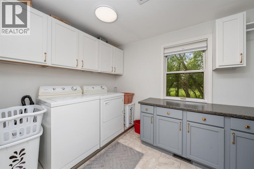 5848 Douglas Line Line, Lambton Shores, Ontario  N0N 1J5 - Photo 10 - 26008521