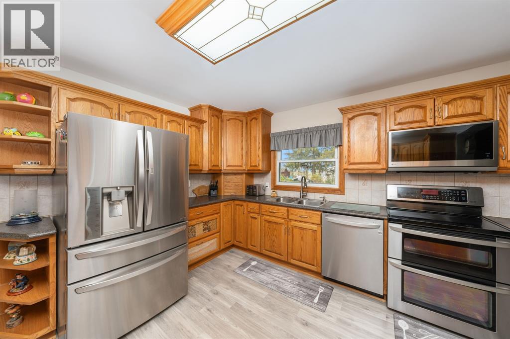 5848 Douglas Line Line, Lambton Shores, Ontario  N0N 1J5 - Photo 14 - 26008521