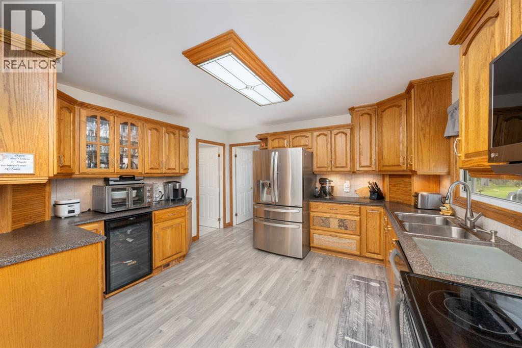 5848 Douglas Line Line, Lambton Shores, Ontario  N0N 1J5 - Photo 15 - 26008521