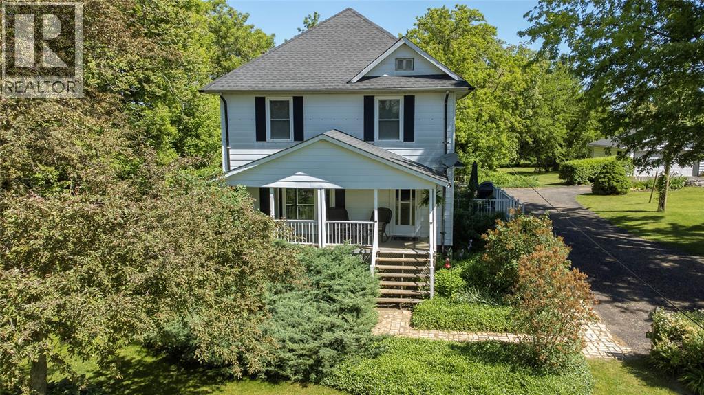 5848 Douglas Line Line, Lambton Shores, Ontario  N0N 1J5 - Photo 2 - 26008521