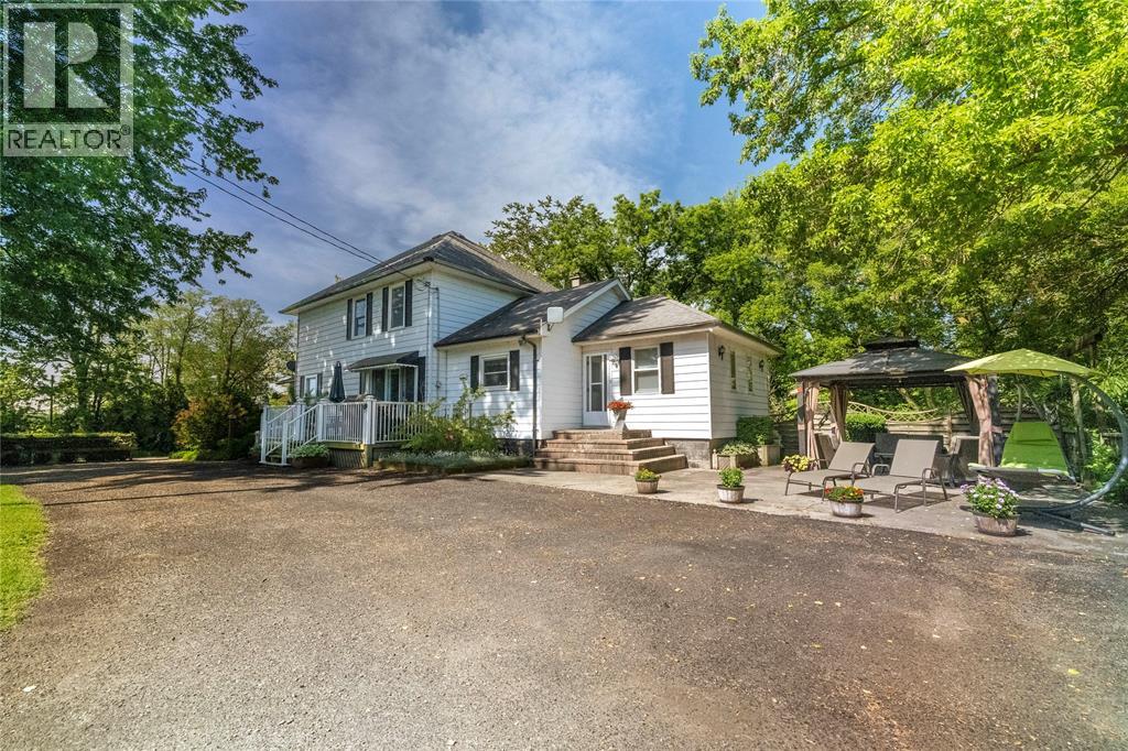 5848 Douglas Line Line, Lambton Shores, Ontario  N0N 1J5 - Photo 38 - 26008521