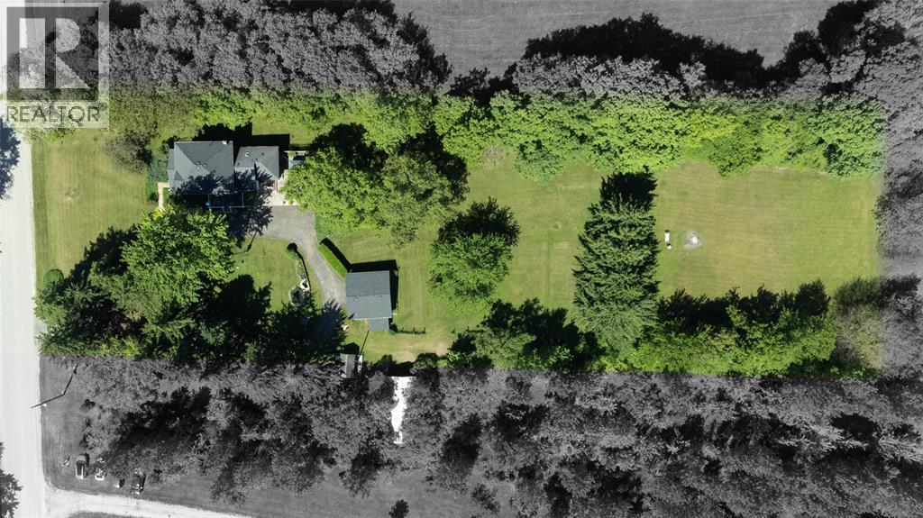 5848 Douglas Line Line, Lambton Shores, Ontario  N0N 1J5 - Photo 4 - 26008521