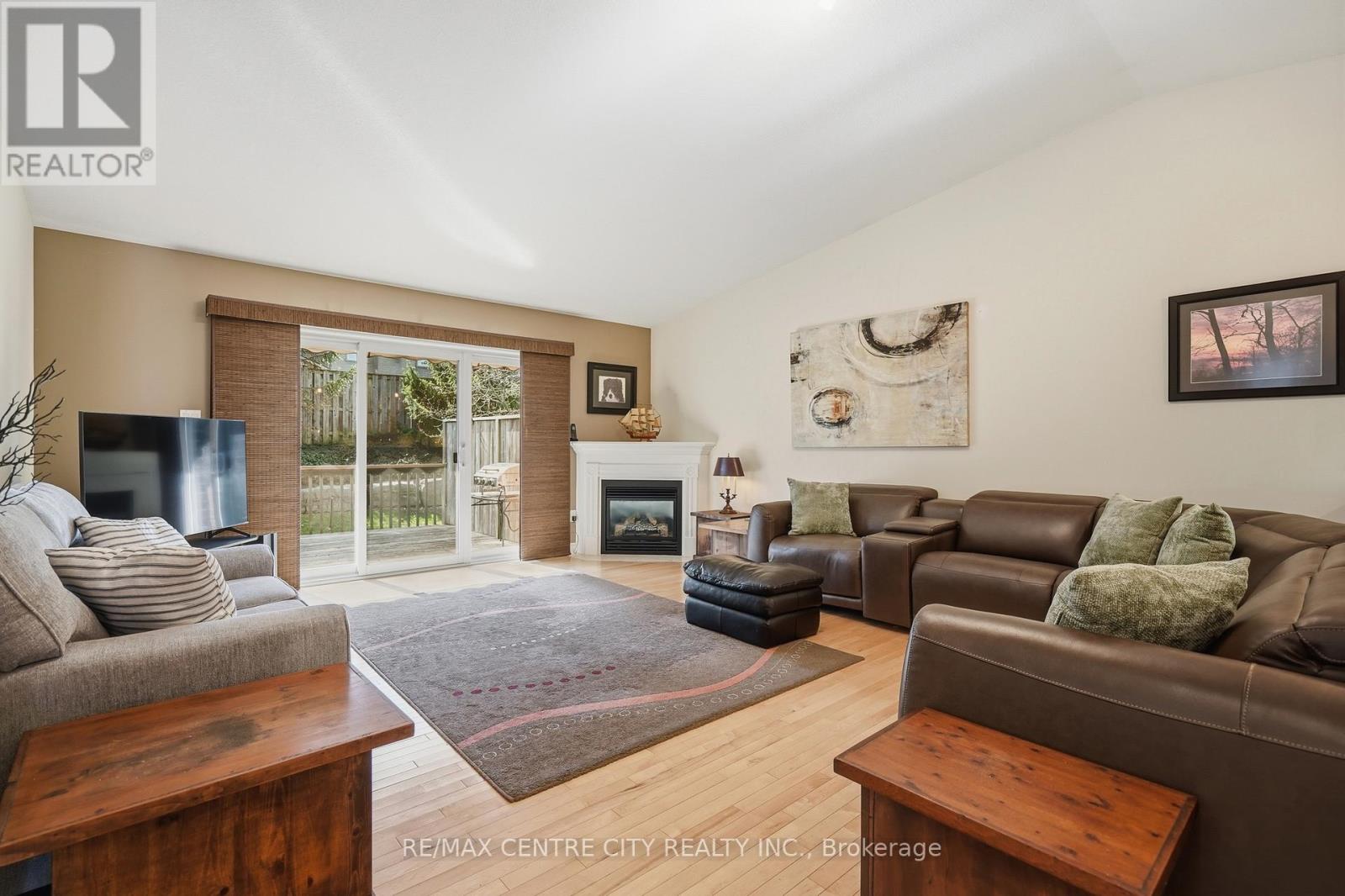 21 - 121 Meadowcreek Drive, Middlesex Centre, Ontario  N0M 2A0 - Photo 12 - X13018094