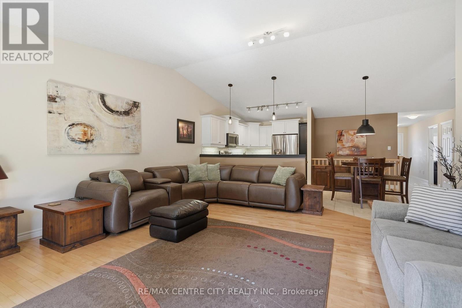 21 - 121 Meadowcreek Drive, Middlesex Centre, Ontario  N0M 2A0 - Photo 13 - X13018094