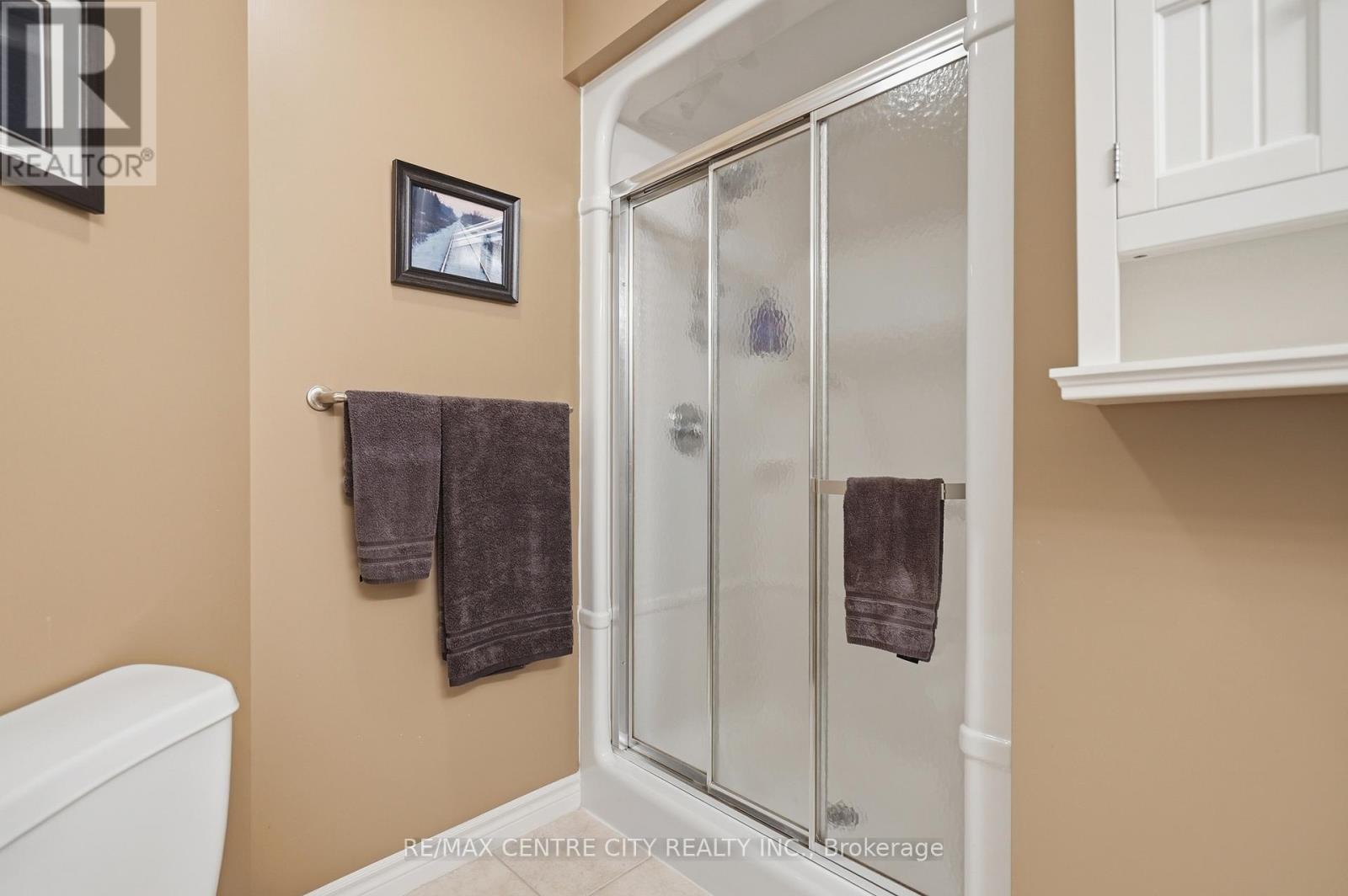 21 - 121 Meadowcreek Drive, Middlesex Centre, Ontario  N0M 2A0 - Photo 20 - X13018094