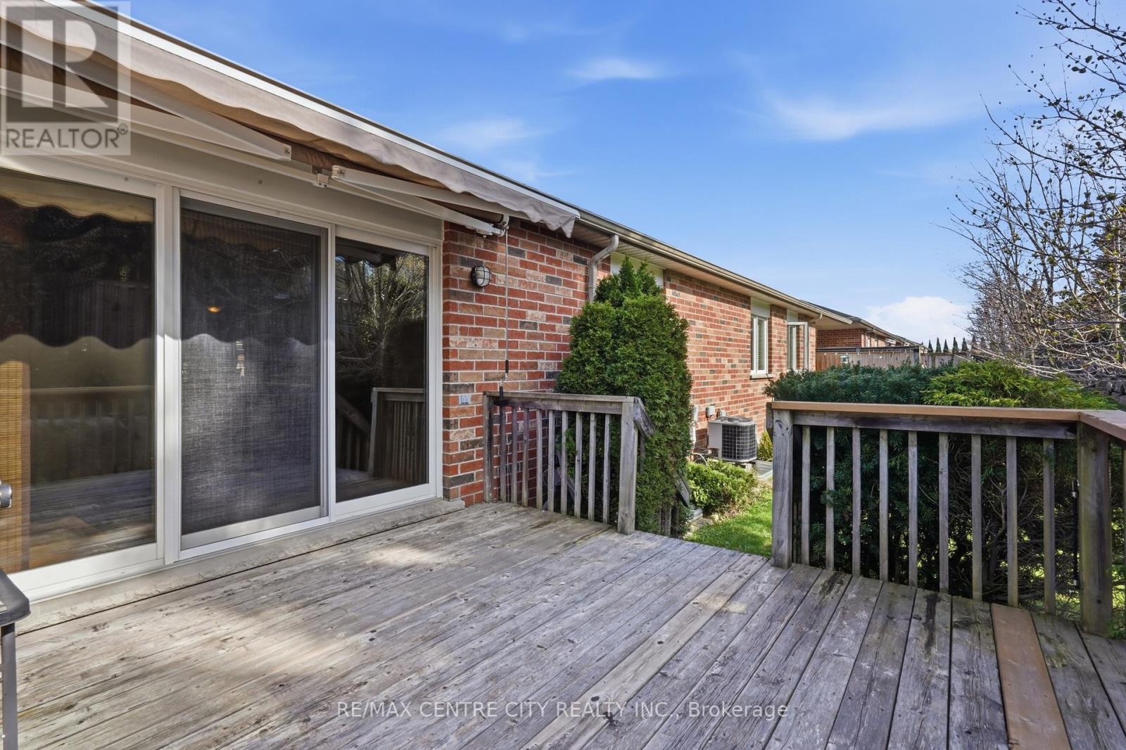 21 - 121 Meadowcreek Drive, Middlesex Centre, Ontario  N0M 2A0 - Photo 34 - X13018094