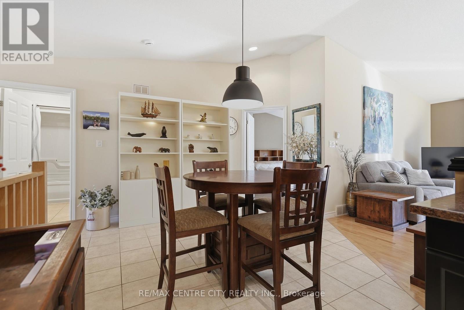 21 - 121 Meadowcreek Drive, Middlesex Centre, Ontario  N0M 2A0 - Photo 8 - X13018094