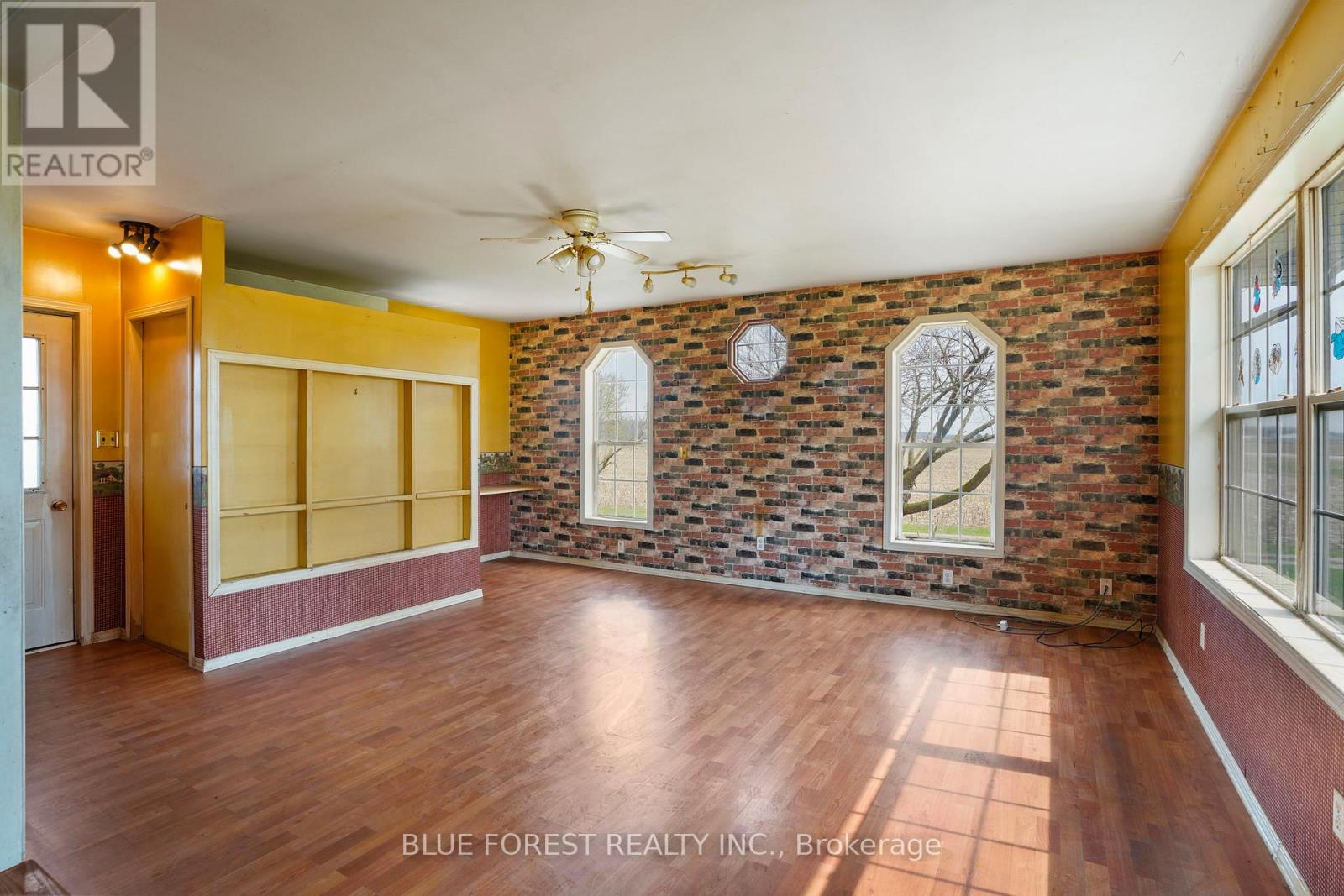 21698 Johnston Line, West Elgin, Ontario  N0L 2N0 - Photo 15 - X13018114